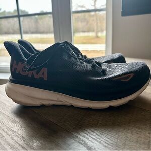 Hoka Clifton 9 Sneakers 7.5 Women’s